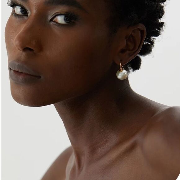 #36 New Unique Pearl Drop Huggie Earrings - Picture 2 of 14